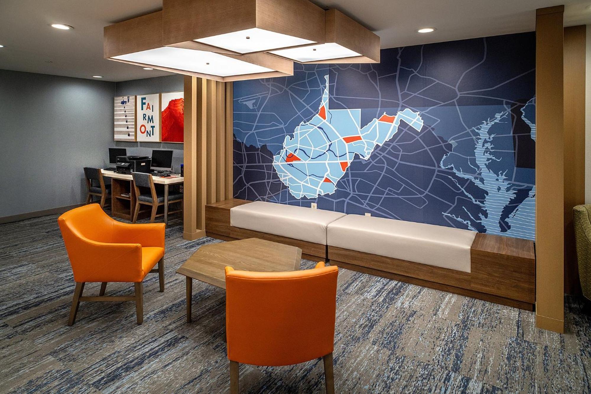 Holiday Inn Express & Suites Fairmont By Ihg Exterior foto